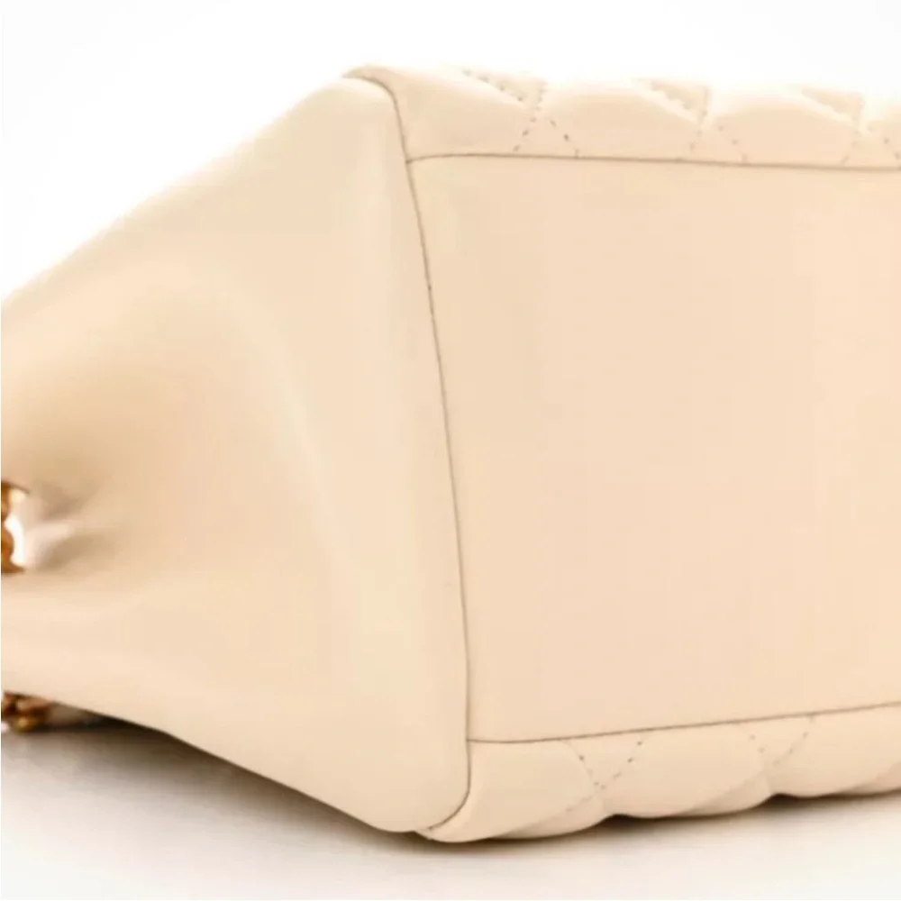 Versace Medusa Lambskin Quilted Tote with Gold Chain - Picture 10 of 12